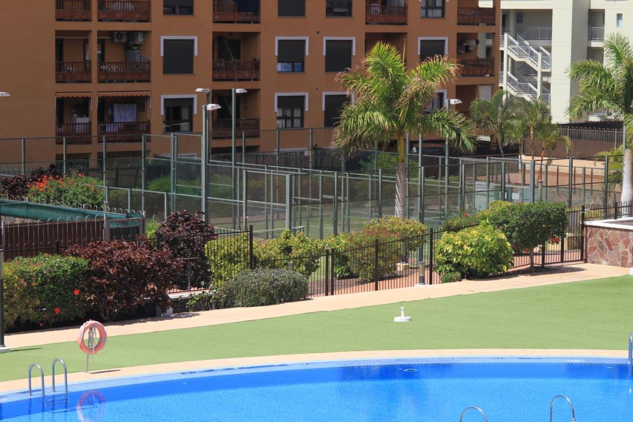 Spacious Apartment With Large Private Garden In Palm Mar Εξωτερικό φωτογραφία