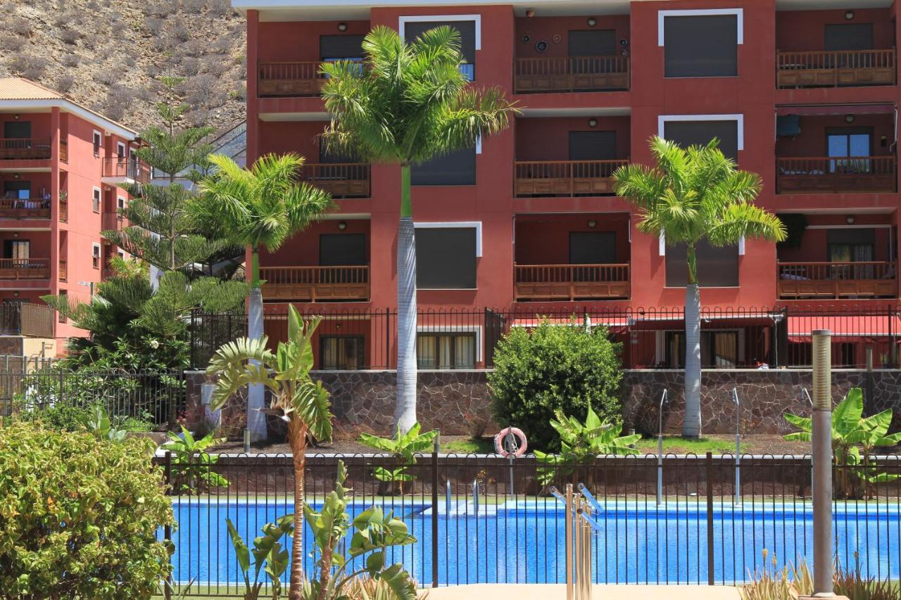 Spacious Apartment With Large Private Garden In Palm Mar Εξωτερικό φωτογραφία