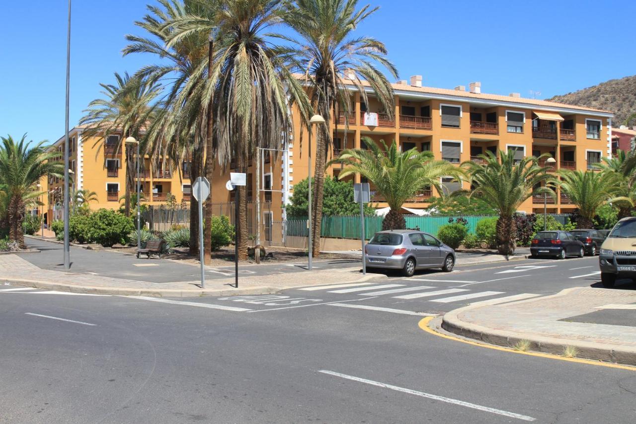 Spacious Apartment With Large Private Garden In Palm Mar Εξωτερικό φωτογραφία